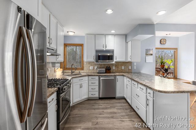 2259 136th Avenue, Dorr, MI 49323