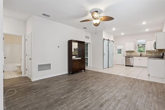 2059 CADES COVE WAY, Deland, FL 32720