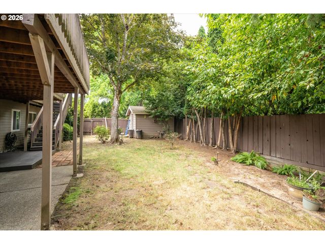 3377 W 25TH Ave, Eugene, OR 97405