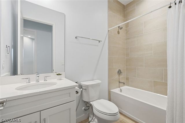 14792 Kingfisher LOOP, Naples, FL 34120