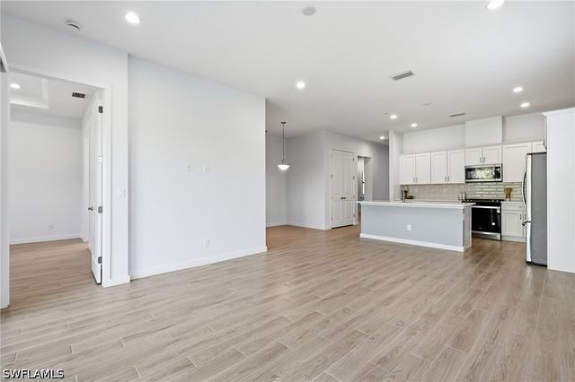 14792 Kingfisher LOOP, Naples, FL 34120