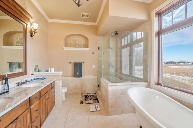 581 ROYAL ST PATS DRIVE, Wrightstown, WI 54180