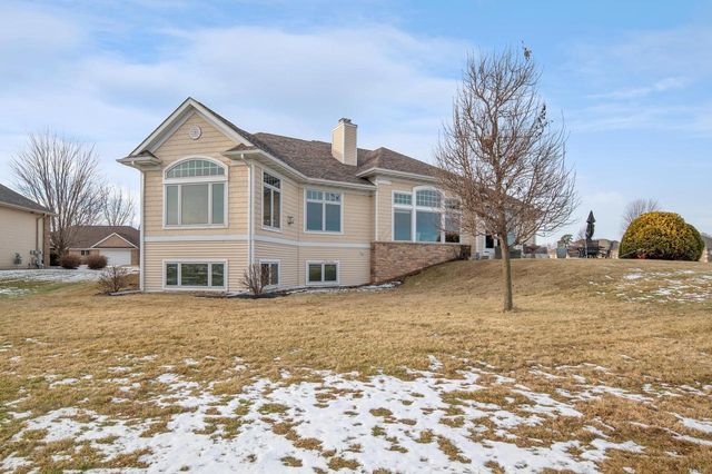 581 ROYAL ST PATS DRIVE, Wrightstown, WI 54180