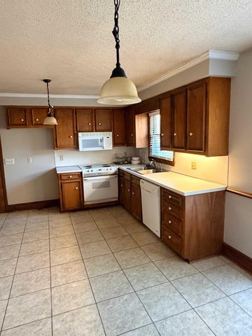 1320 Horseshoe Rd., Mullins, SC 29574