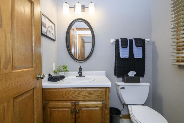 W160N10664 Fieldstone PASS, Germantown, WI 53022