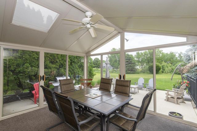 W160N10664 Fieldstone PASS, Germantown, WI 53022