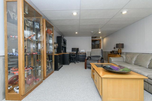 W160N10664 Fieldstone PASS, Germantown, WI 53022