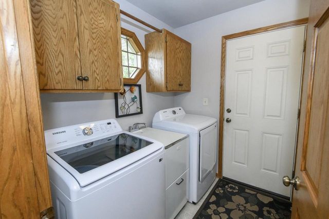 W160N10664 Fieldstone PASS, Germantown, WI 53022