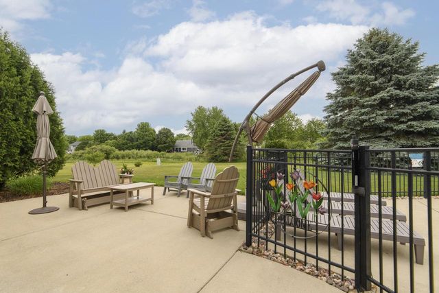 W160N10664 Fieldstone PASS, Germantown, WI 53022
