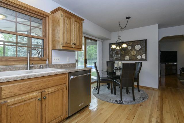 W160N10664 Fieldstone PASS, Germantown, WI 53022