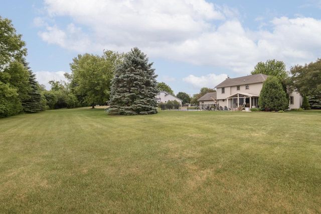 W160N10664 Fieldstone PASS, Germantown, WI 53022