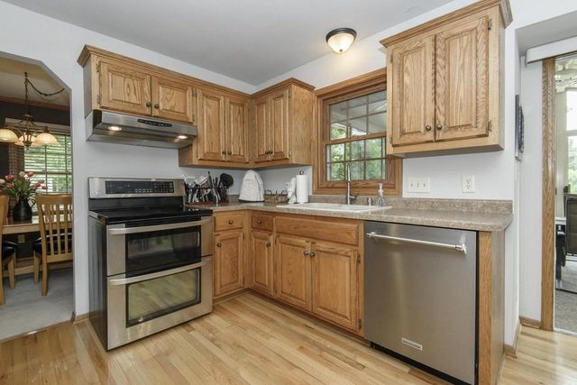 W160N10664 Fieldstone PASS, Germantown, WI 53022