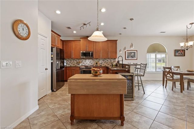 8648 Lake Front CT, Punta Gorda, FL 33950