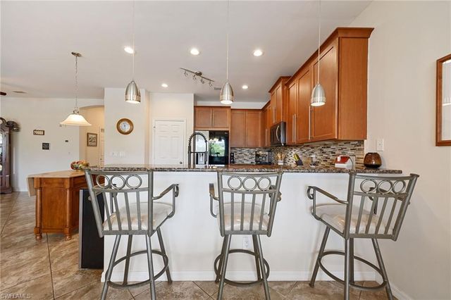 8648 Lake Front CT, Punta Gorda, FL 33950