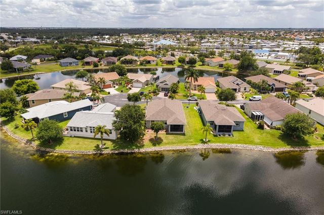 8648 Lake Front CT, Punta Gorda, FL 33950