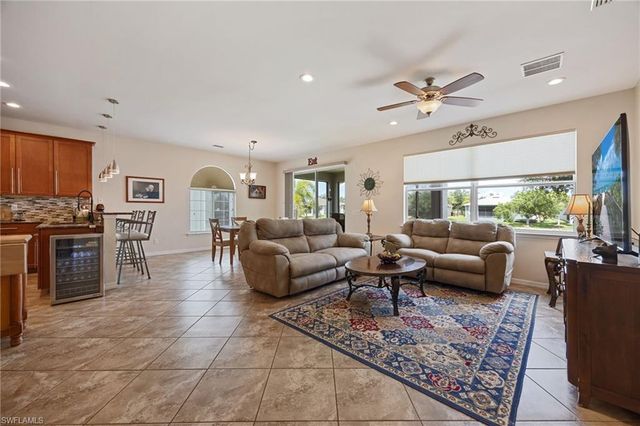 8648 Lake Front CT, Punta Gorda, FL 33950