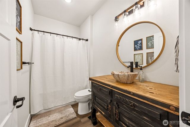 6645 Hawks Prairie Road NE, Olympia, WA 98516