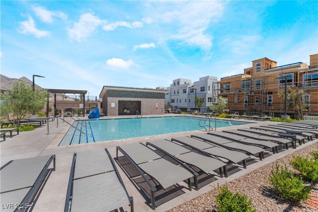 667 Fortis Creek Street, Las Vegas, NV 89138