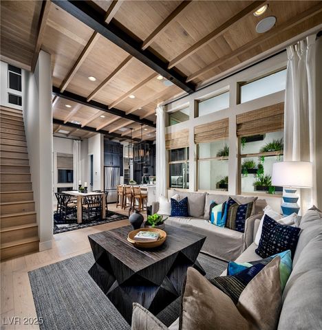 667 Fortis Creek Street, Las Vegas, NV 89138