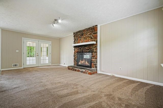 308 River Bluff Drive, Woodstock, GA 30188