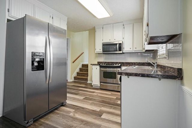 308 River Bluff Drive, Woodstock, GA 30188