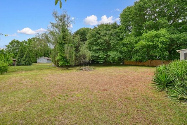 308 River Bluff Drive, Woodstock, GA 30188