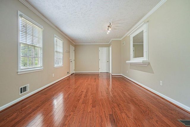 308 River Bluff Drive, Woodstock, GA 30188