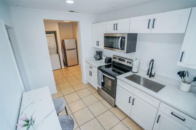 1361 29TH STREET S, St Petersburg, FL 33712