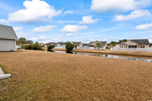 278 Four Leaf Ln., Murrells Inlet, SC 29576