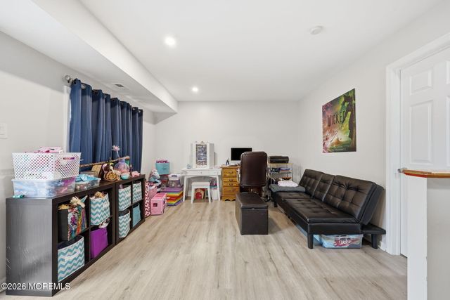 198 Village Drive, Barnegat, NJ 08005