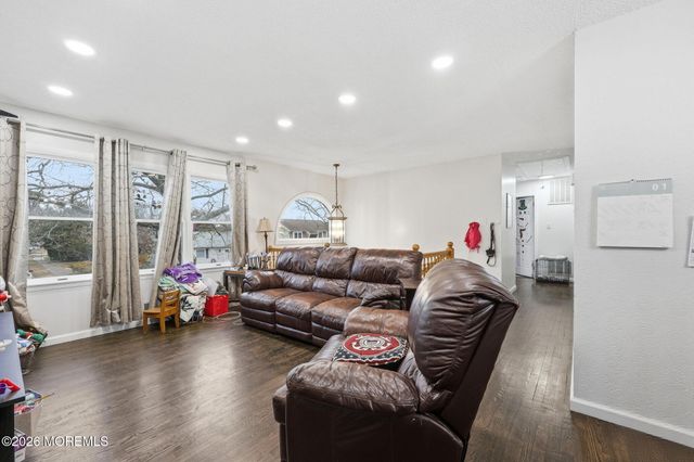 198 Village Drive, Barnegat, NJ 08005