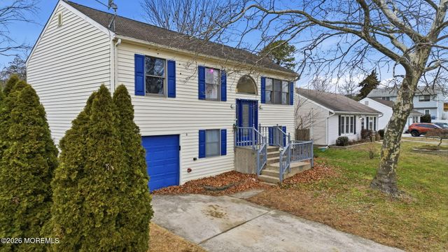 198 Village Drive, Barnegat, NJ 08005