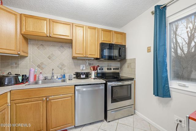 198 Village Drive, Barnegat, NJ 08005