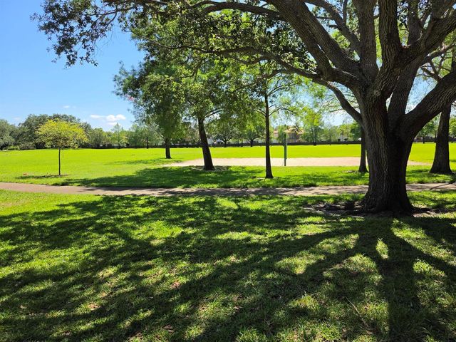 10900 NW 12th Drive, Plantation, FL 33322
