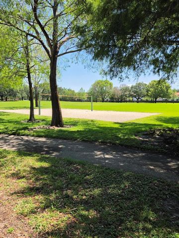 10900 NW 12th Drive, Plantation, FL 33322
