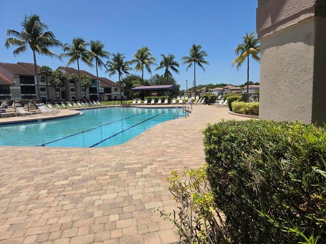10900 NW 12th Drive, Plantation, FL 33322