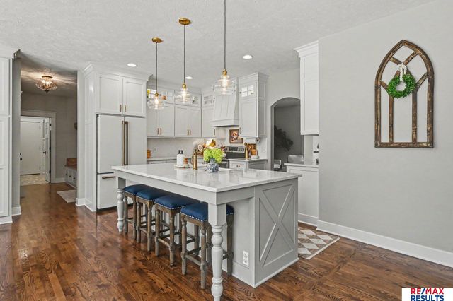 2108 S 181 Circle, Omaha, NE 68130