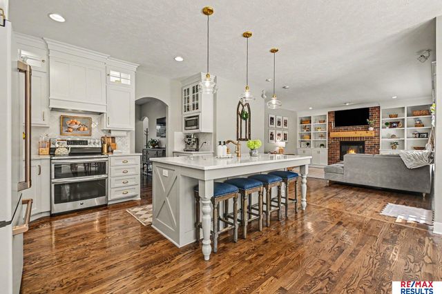 2108 S 181 Circle, Omaha, NE 68130