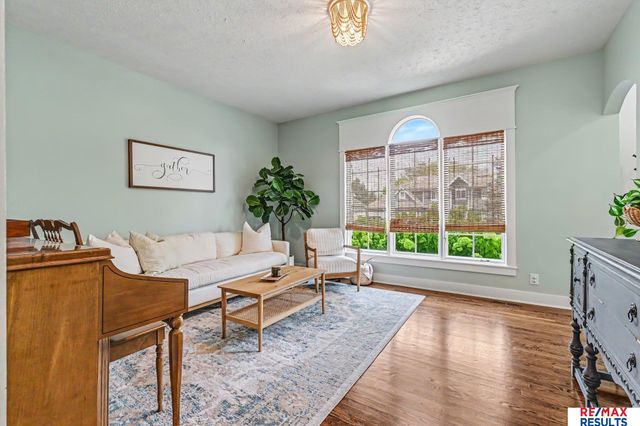 2108 S 181 Circle, Omaha, NE 68130