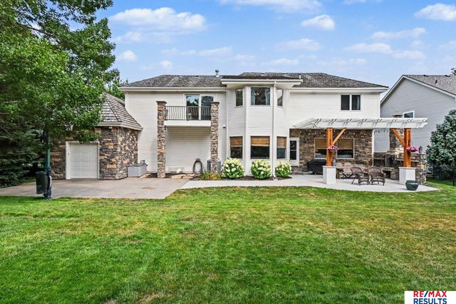 2108 S 181 Circle, Omaha, NE 68130