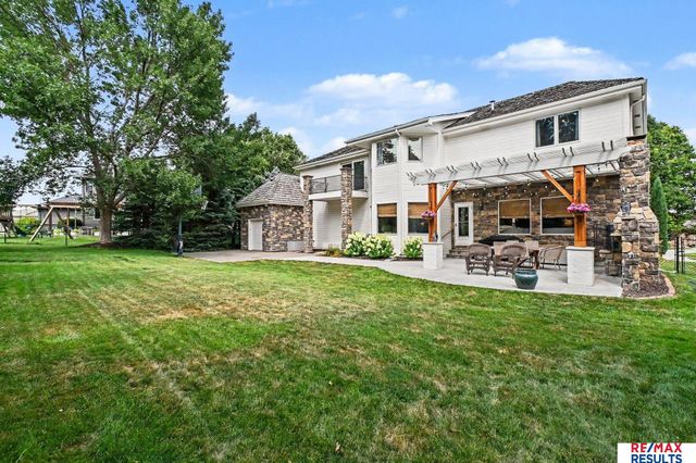 2108 S 181 Circle, Omaha, NE 68130