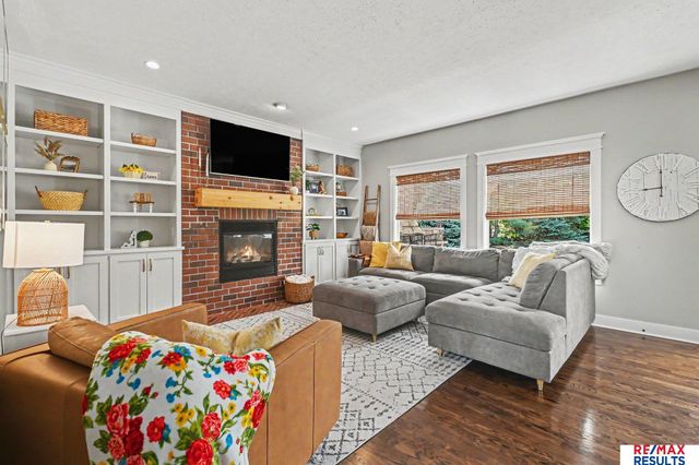 2108 S 181 Circle, Omaha, NE 68130