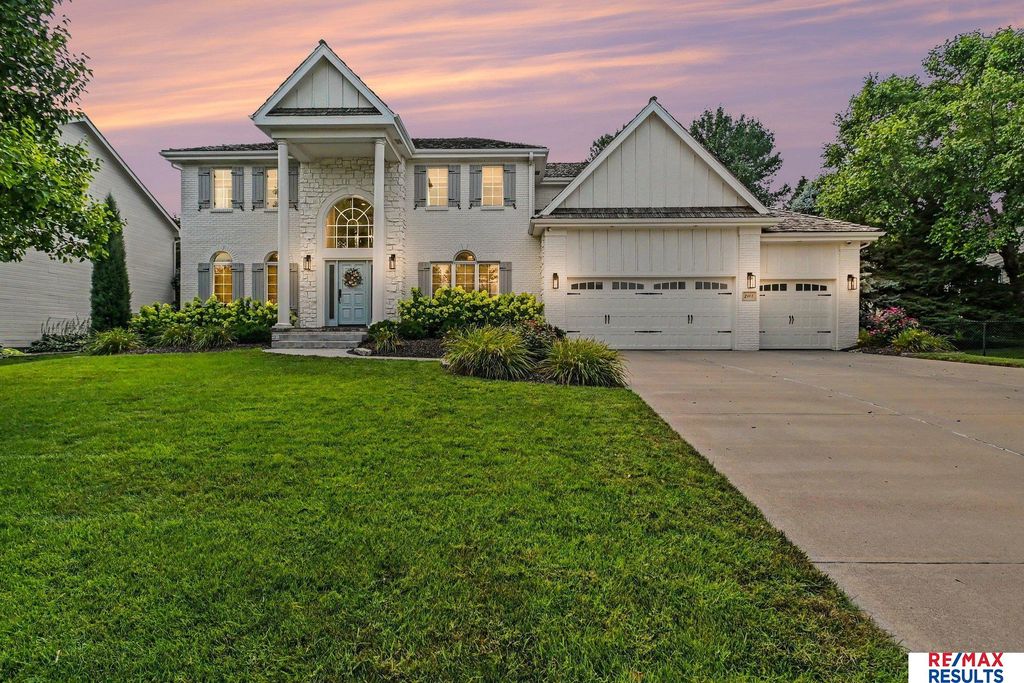 2108 S 181 Circle, Omaha, NE 68130