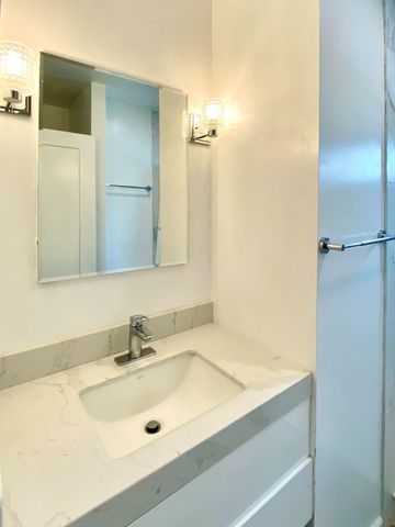 459 Flood Avenue, San Francisco, CA 94112