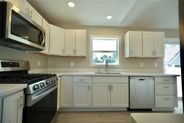 1023 W 28TH Street, Erie, PA 16508