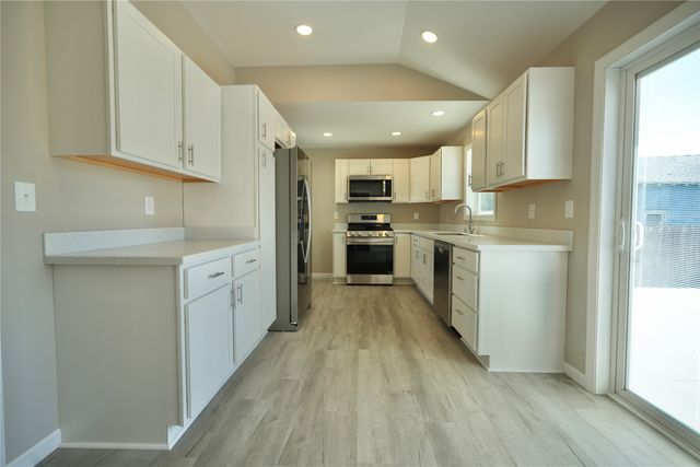 1023 W 28TH Street, Erie, PA 16508