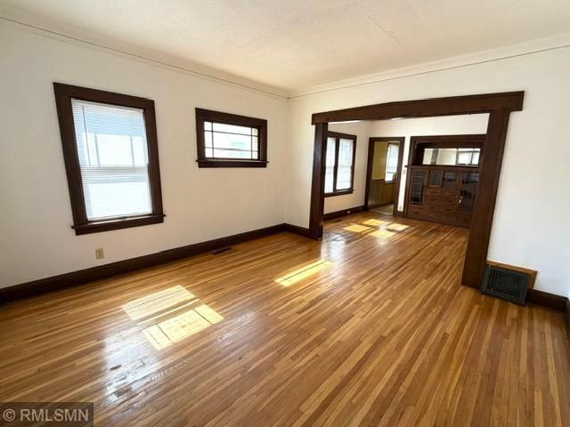 3231 Dupont Avenue N, Minneapolis, MN 55412