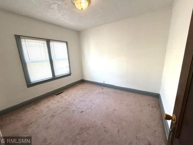 3231 Dupont Avenue N, Minneapolis, MN 55412