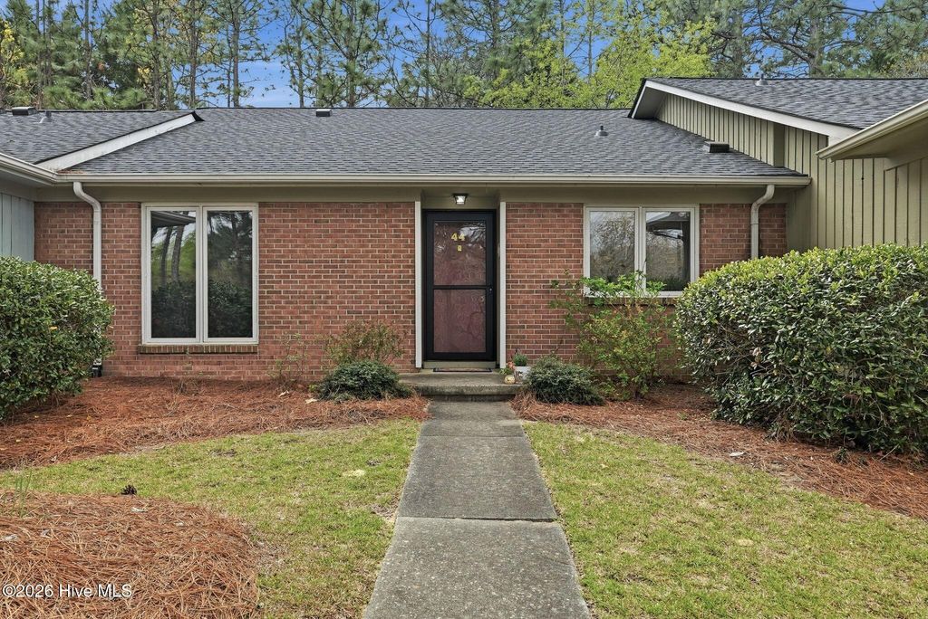44 Garden Villa Drive, Pinehurst, NC 28374