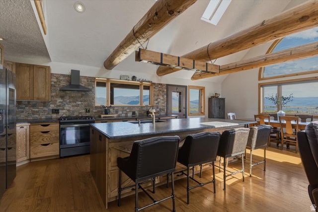 966 MORNING SIDE LN, Eden, UT 84310